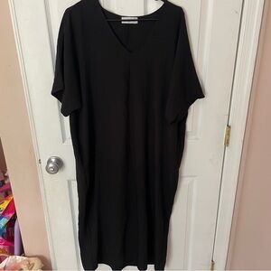 Carly Jean Black “Louise” Midi Dress